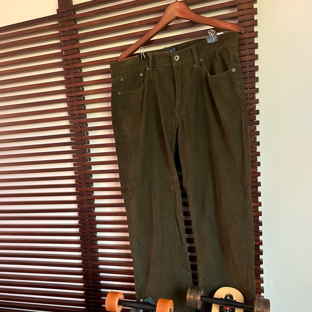 Lucky Brand Dark Olive Straight Corduroy 34W 30L
